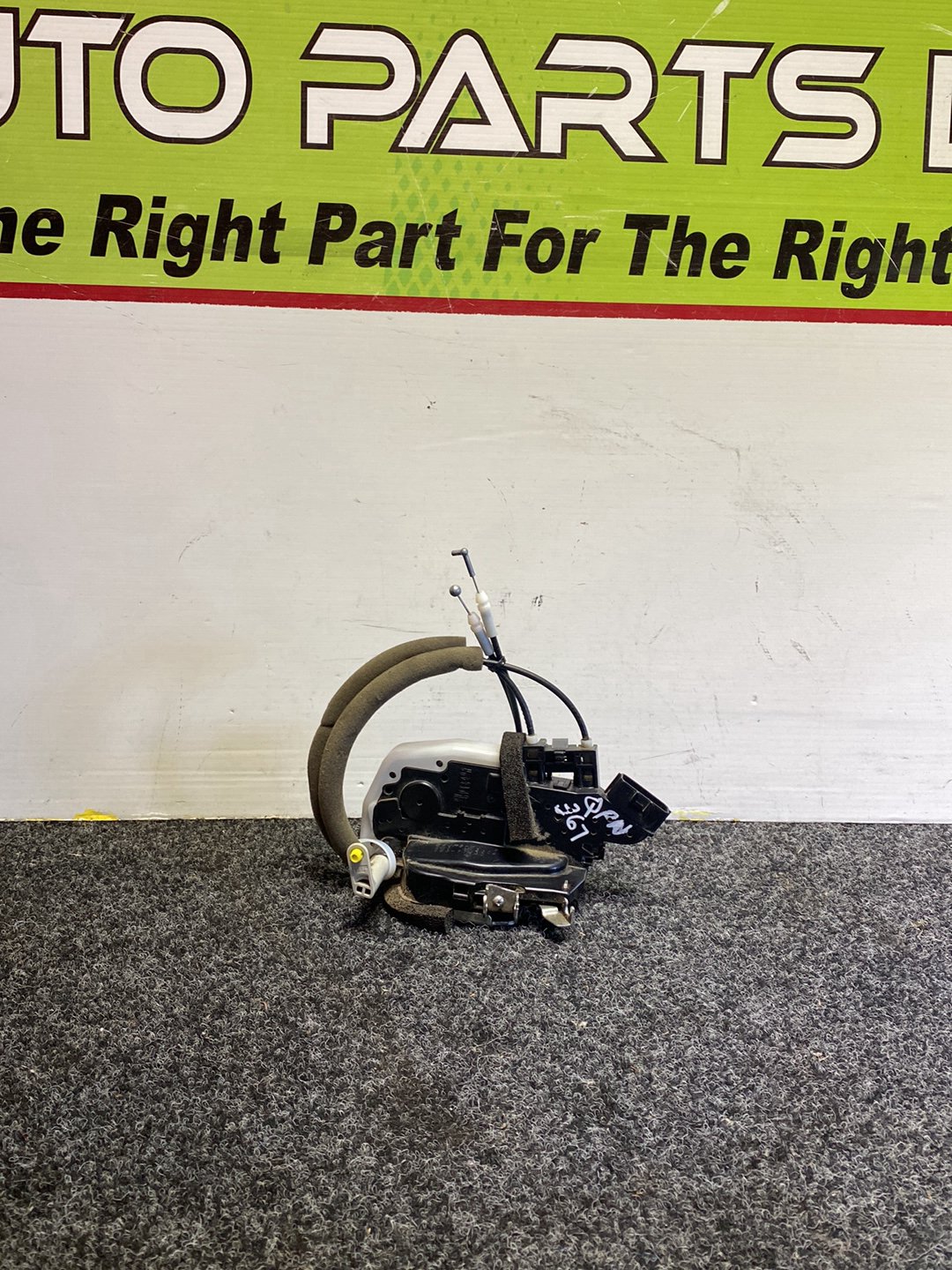 2012 Nissan Leaf - Right Front Door Lock Actuator PN: see photos