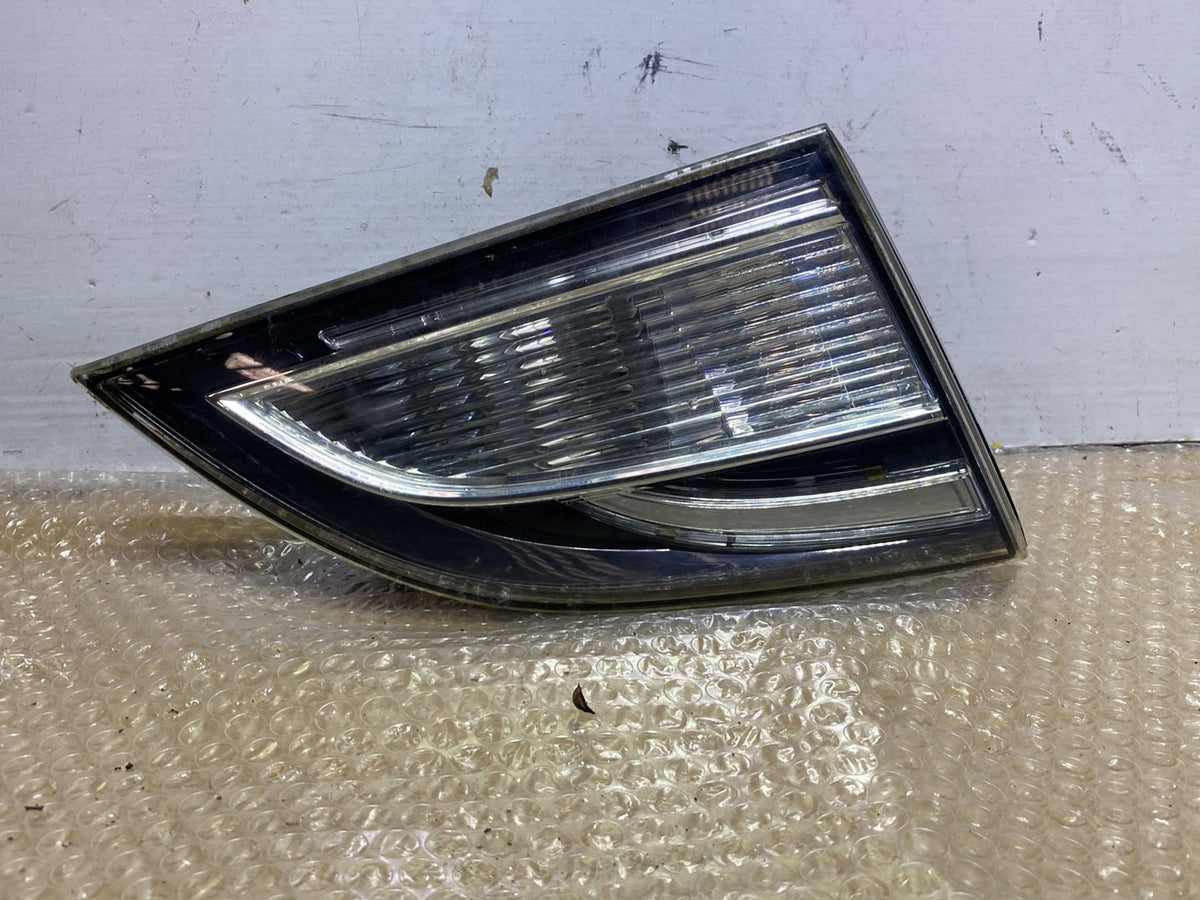 2008 Mazda Atenza - Left Boot Light PN: G33P513G0F