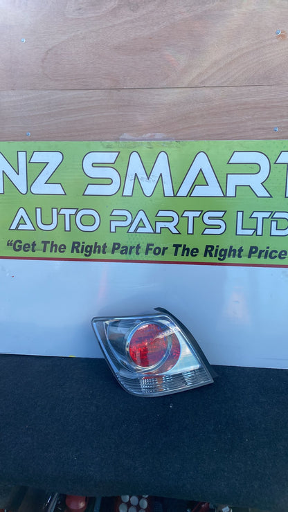2003 Used Toyota Altezza Gita SXE10 - Left Taillight