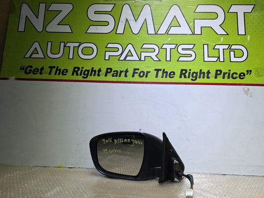 2016 Nissan Juke- Left Door Mirror PN: 11 wires