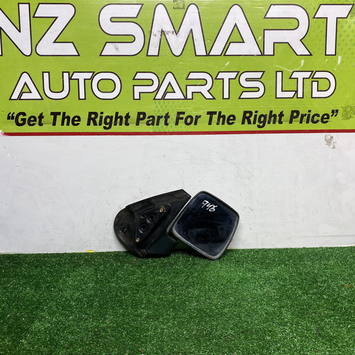 2009 Mazda Bongo Friendee SK82V - Right Door Mirror PN: S0A269180B