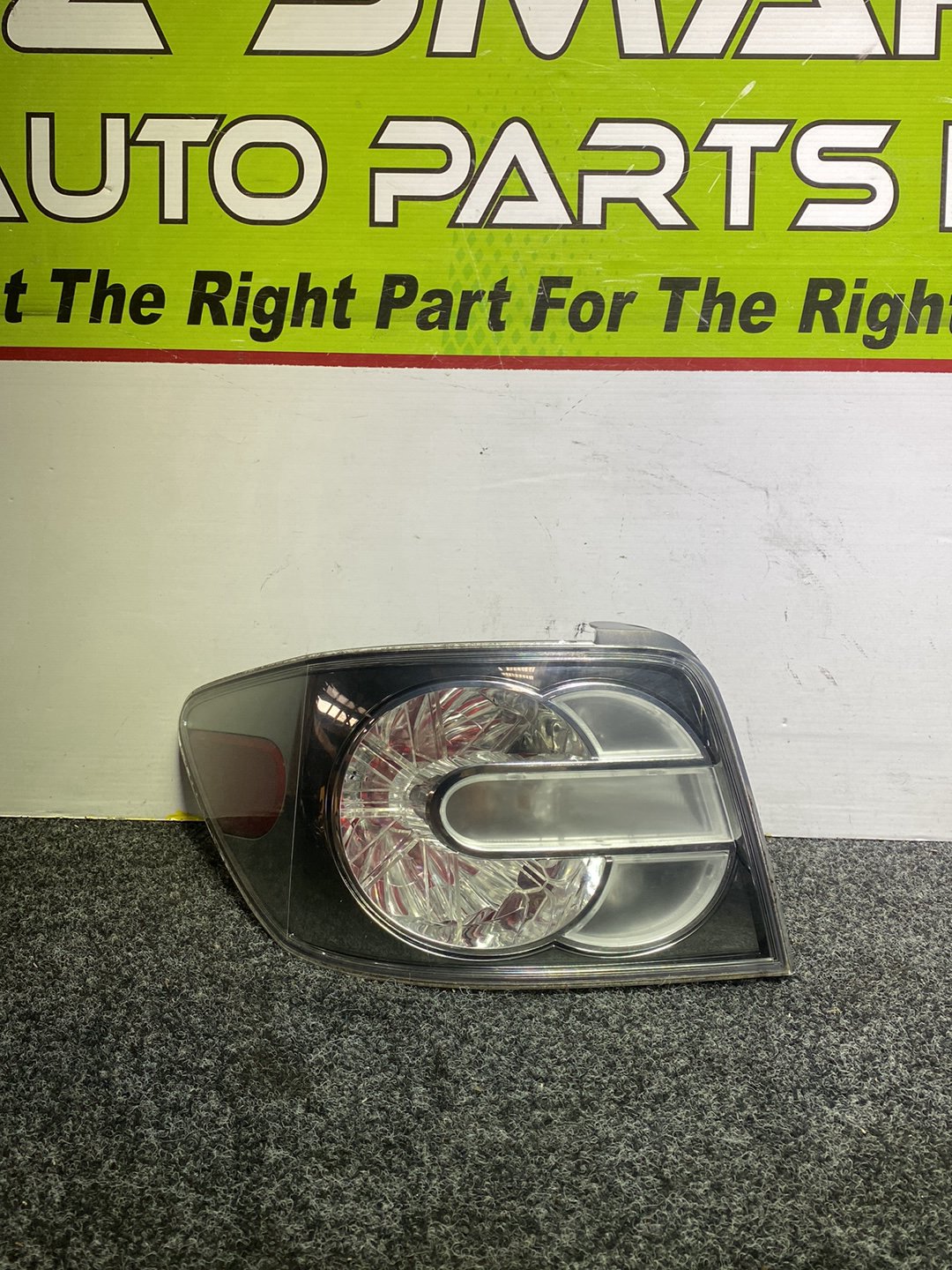 2007 Mazda CX-7 ER3P - Left Taillight PN: KOITO 220-61583
