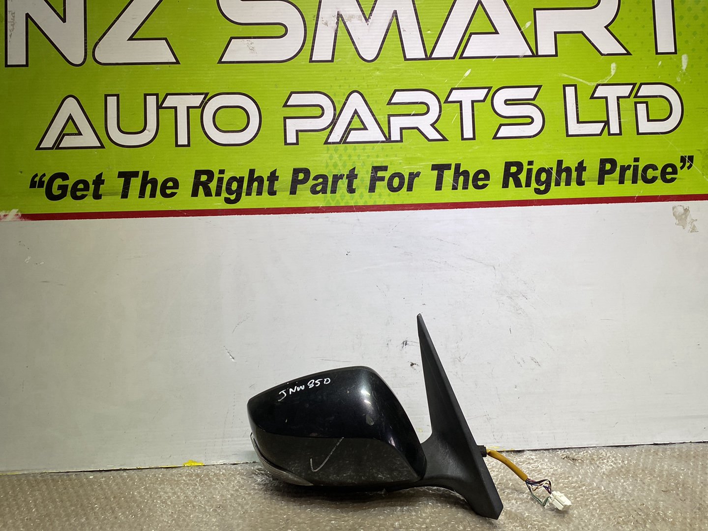 2013 Subaru Exiga- Right Door Mirror PN: 8 wires