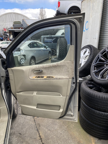 2004 Nissan Elgrand Highway Star E51 Dismantling For Parts