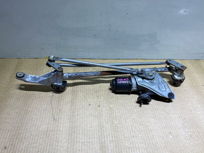 2007 Subaru Impreza GGC - Wiper Linkage PN: wiper motor