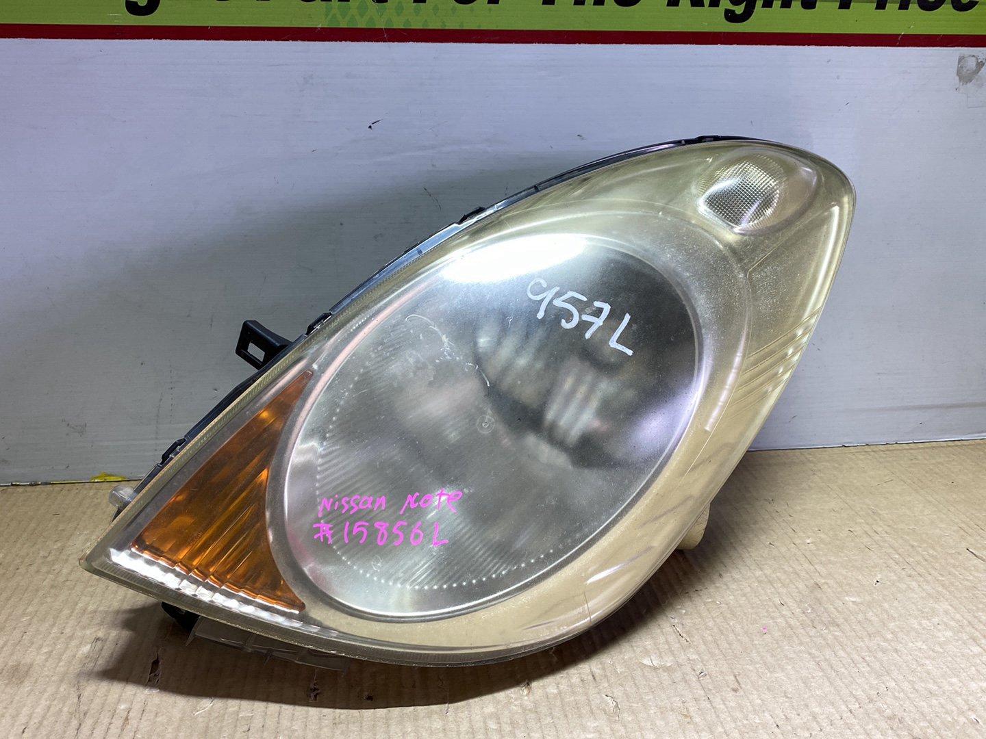 2007 Nissan Note E11 - Left Headlight PN: ICHIKOH 1758