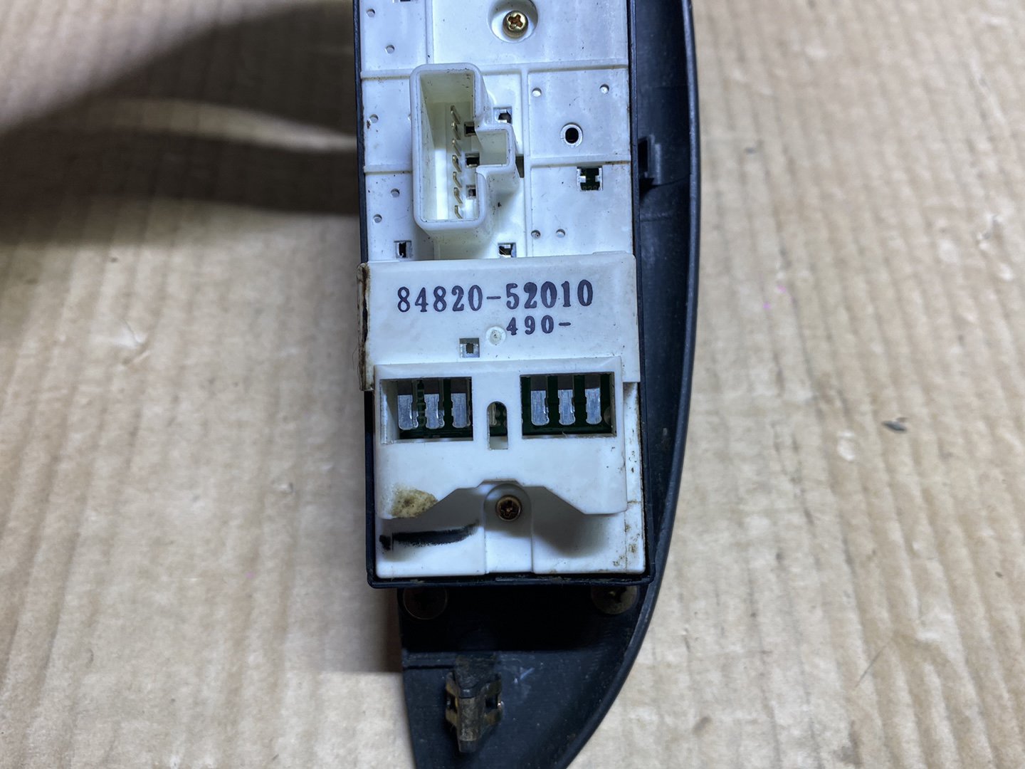 2000 Toyota Platz NCP12 - Master Power Window Switch PN: 84820-52010