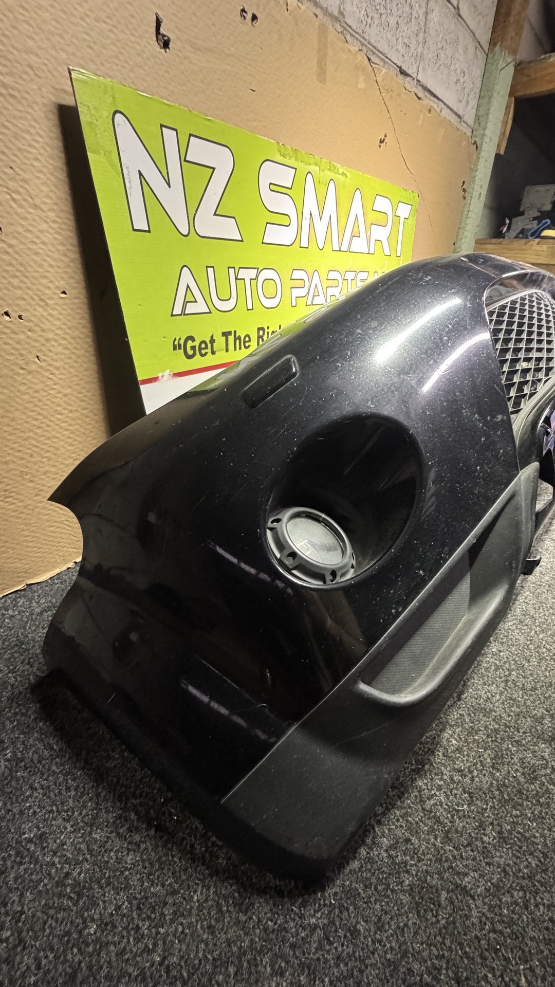 2007 Mitsubishi Outlander - Front Bumper