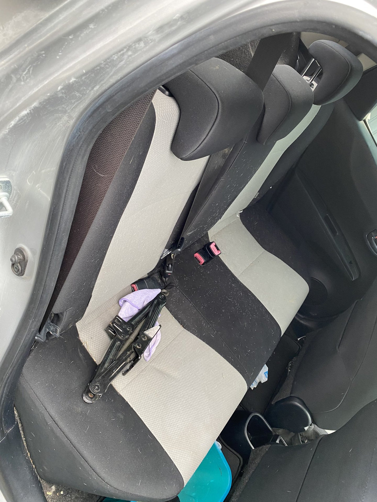 2014 Toyota Yaris YR- Dismantling For Parts