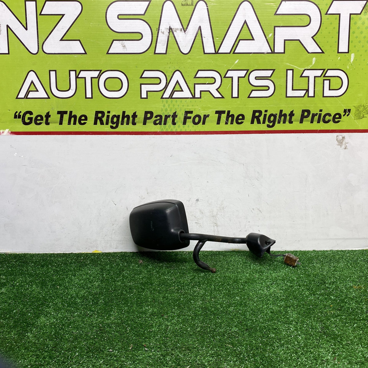 2009 Mazda Bongo Friendee SK82V - Left Door Mirror PN: S0A269180B