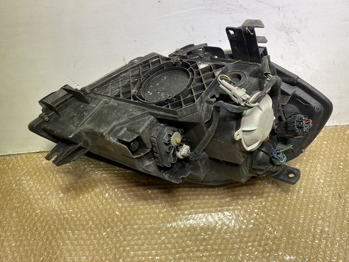 2006 Nissan Teana - Left Headlight PN:
