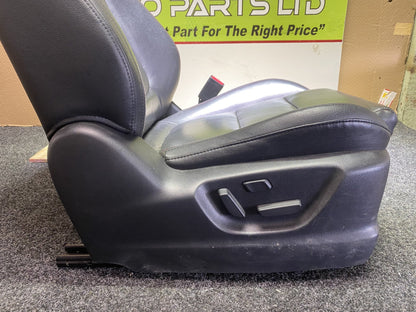 2013 Mazda CX-5 KE2AW - Right Front Seat