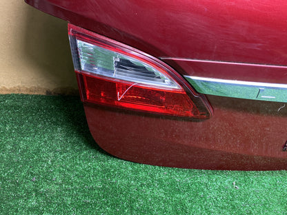 2013 Nissan Lafesta CWFFWN - Tailgate PN: 90100HA01L