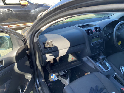 2006 Volkswagen Golf 1.6 Trendline  Dismantling For Parts