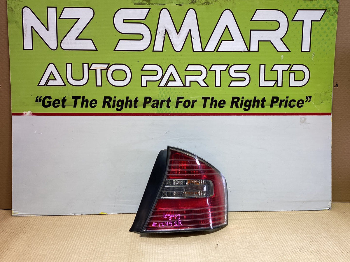 2006 Subaru Legacy BL5 - Right Taillight PN: Koito 220-20806
