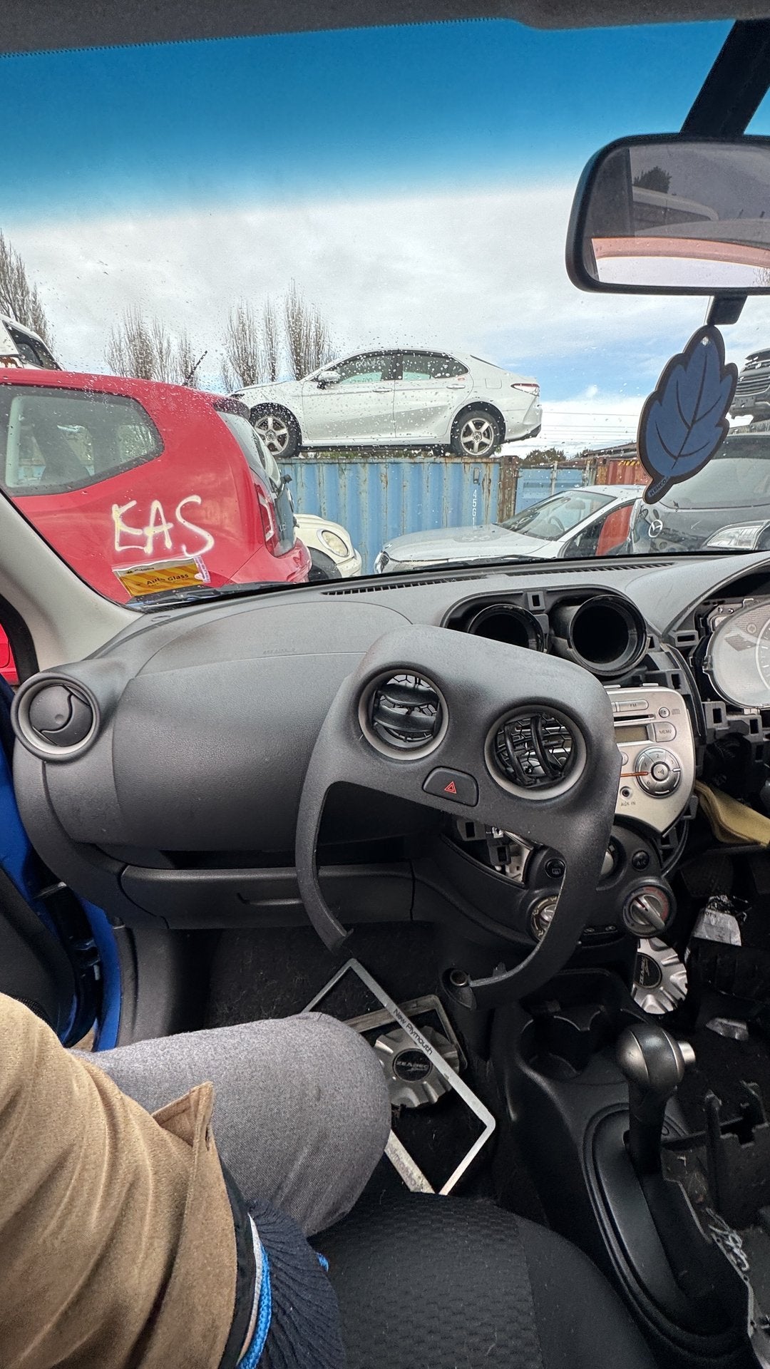 2010 Nissan March K13  Dismantling For Parts