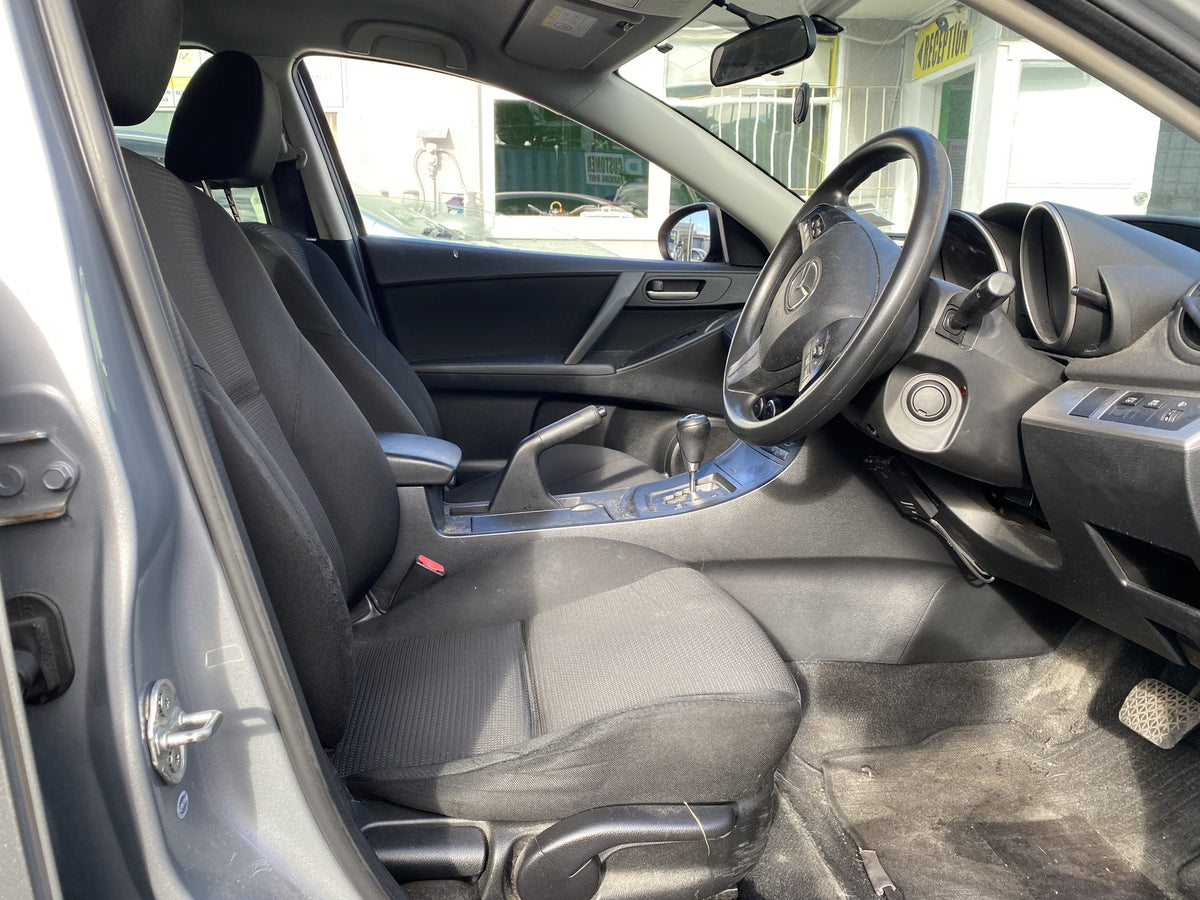 2011 Mazda Axela BLFFW  Dismantling For Parts