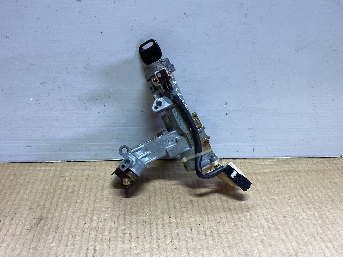 1997 Used Toyota Starlet EP91 - Ignition With Key PN: 45020-16-5