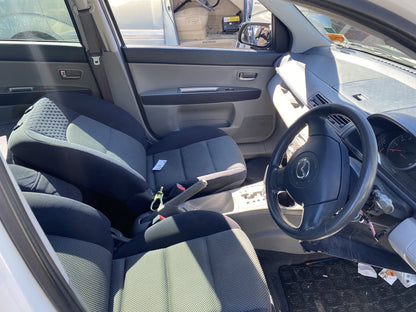 2003 Mazda Demio DY5W  Dismantling For Parts