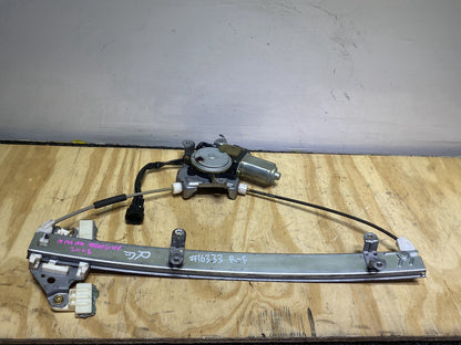 2003 Nissan Bluebird - Right Front Window Regulator/Motor