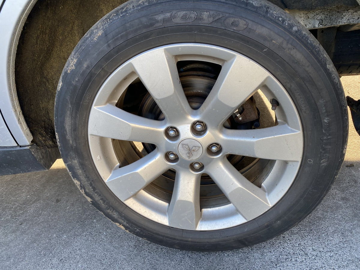2010 Mitsubishi Outlander XLS Dismantling For Parts