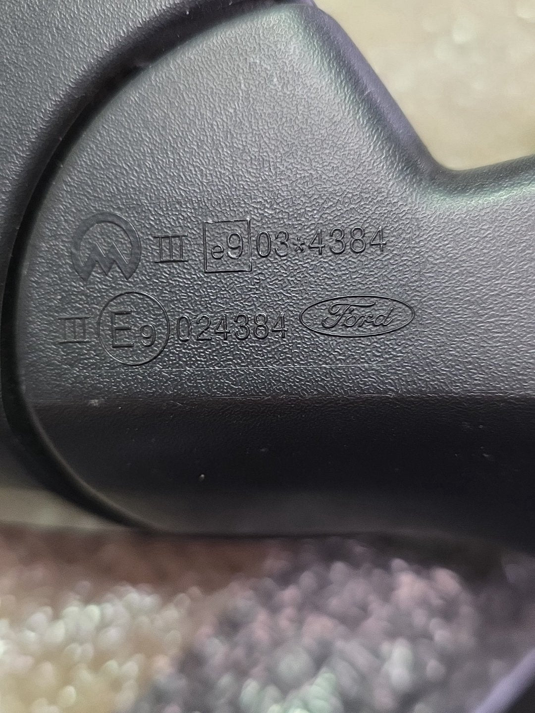 2011 Ford Mondeo- Left Door Mirror PN: 6 wires