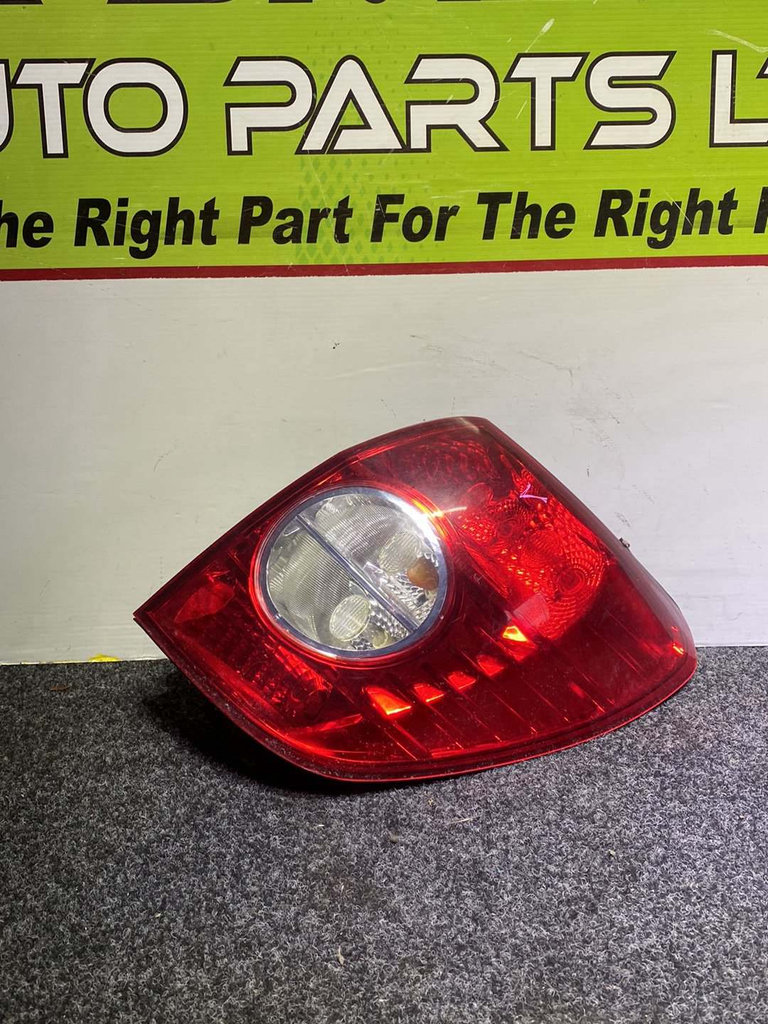 2009 Holden Captiva - Right Taillight