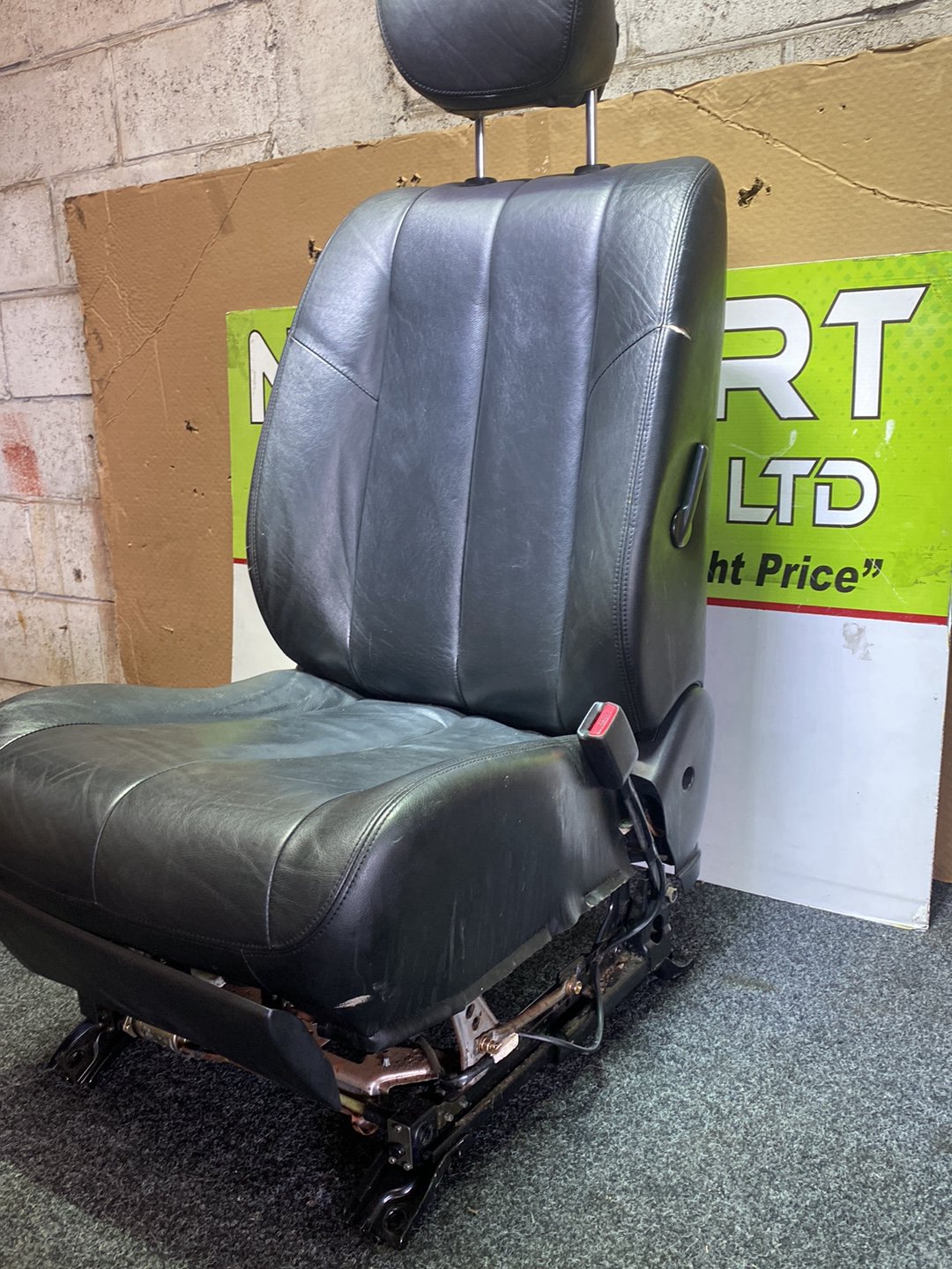 2006 Nissan Murano - Right Front Seat