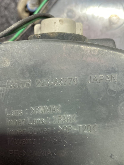 2004 Nissan Murano - Left Taillight PN: KOITO 220-63779/ 26555CB025