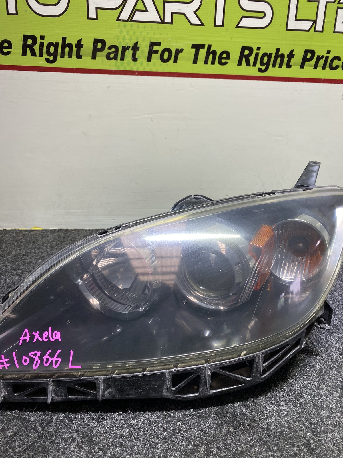 2004 Mazda Axela - Left Headlight Manual Adjust/ Non Hid/ P2951