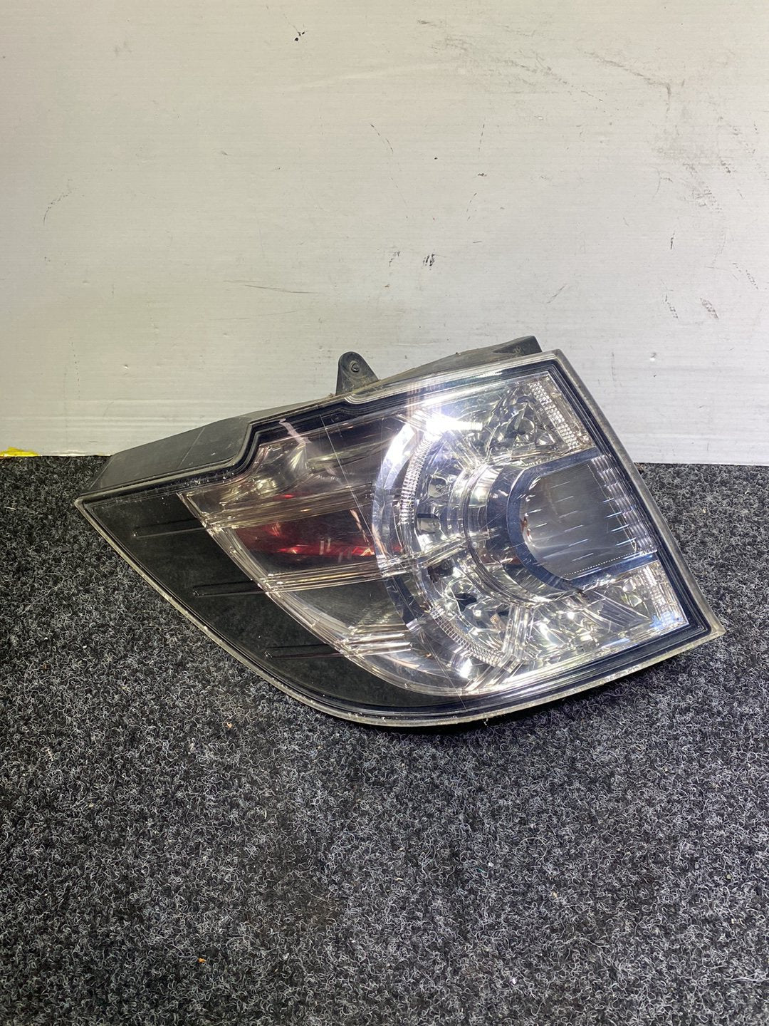 2007 Mazda MPV - Left Taillight