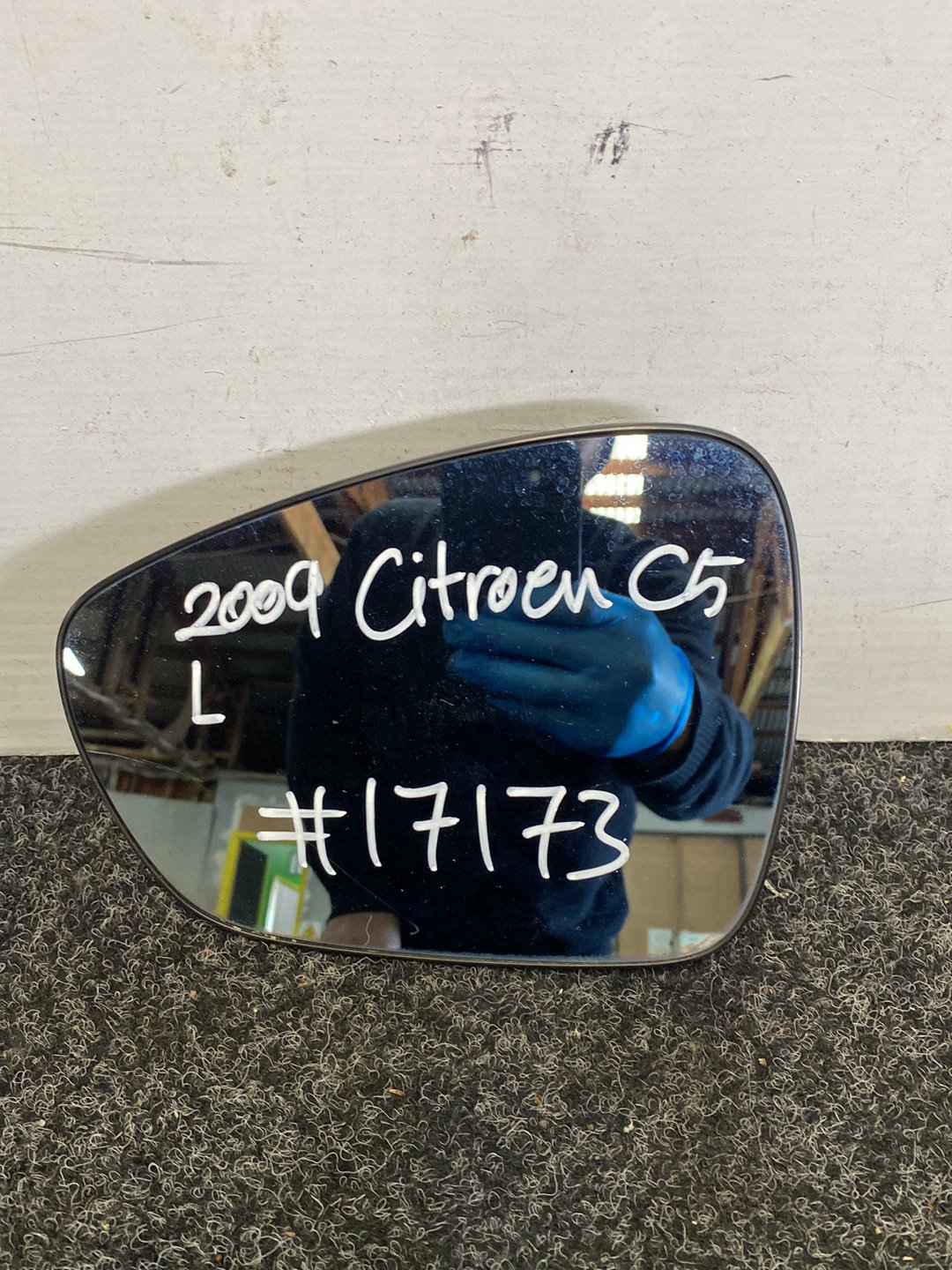 2009 Citroen C5 - Left Door Mirror Glass