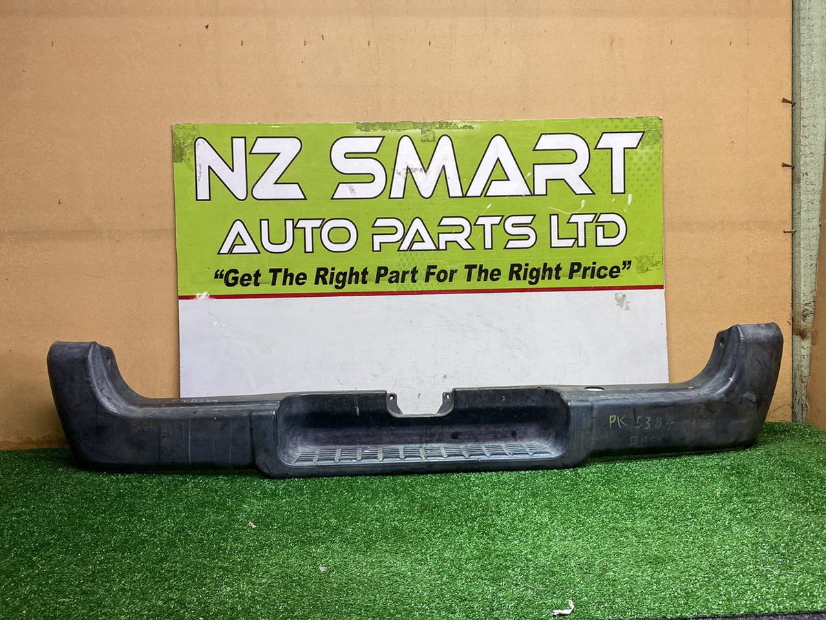 1990 Used Toyota Hiace RZH102-8000415 - Rear Bumper PN: 5215995J23