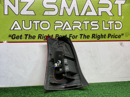 2004 Used Toyota Wish - Right Taillight PN: 68-3