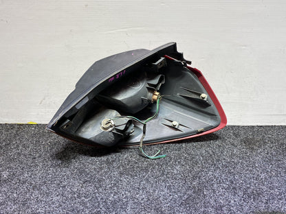 2005 Subaru Legacy BP5 - Left Taillight PN: 220-20792
