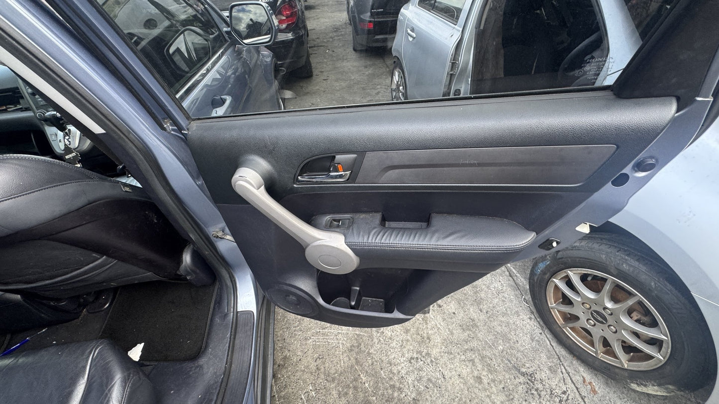 2006 Honda CR-V Sport  Dismantling For Parts
