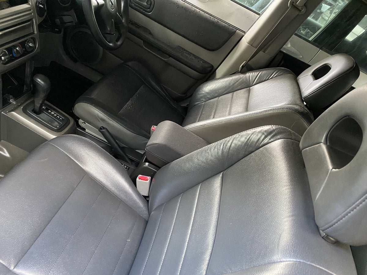 2006 Nissan X-Trail NT30 Dismantling For Parts