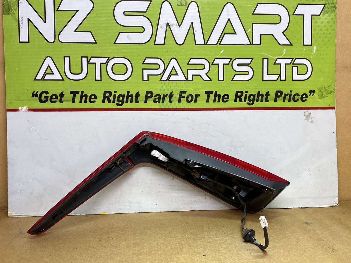 2007 Nissan Note - Right Taillight PN: 220-63780
