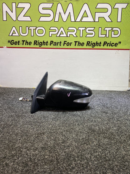 2009 Mitsubishi Outlander CW5W - Left Door Mirror PN: 9 wires