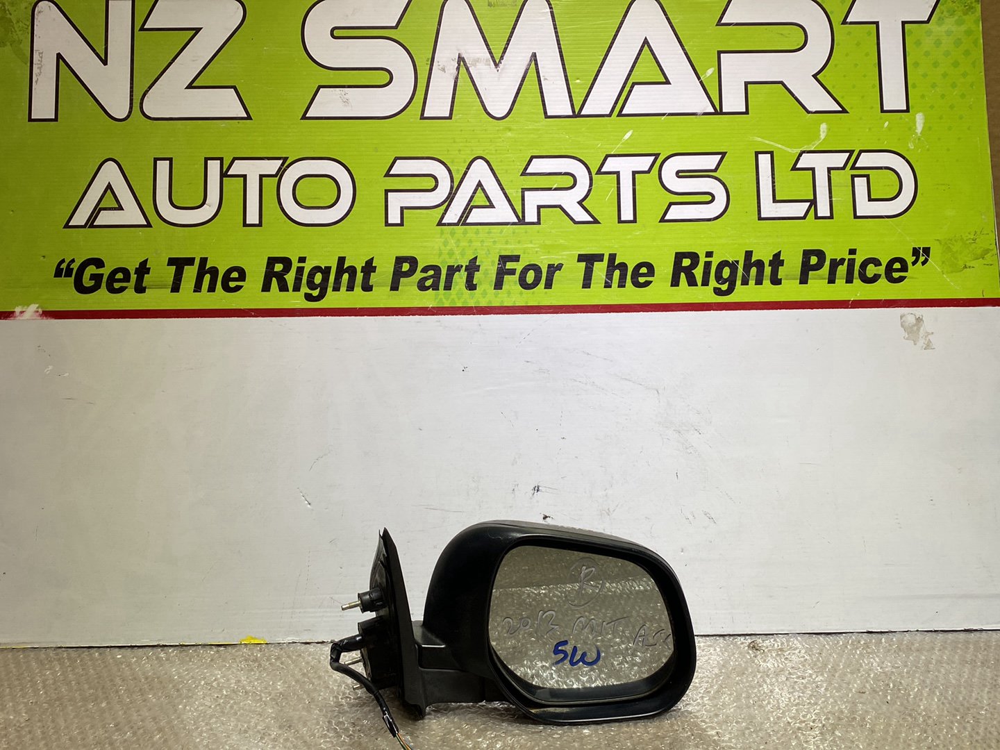 2013 Mitsubishi ASX- Right Door Mirror PN: 5 wires
