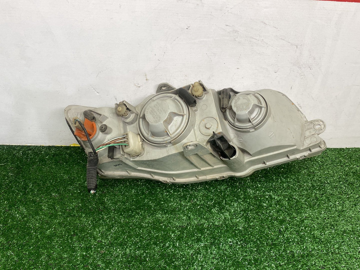 2004 Holden Commodore - Left Headlight PN: See photos