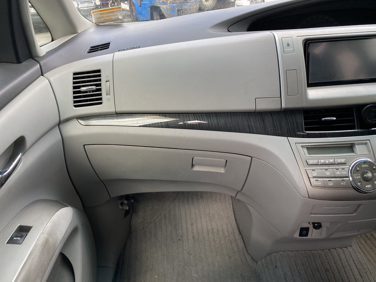 2006 Toyota Estima Aeras ACR50 Dismantling For Parts