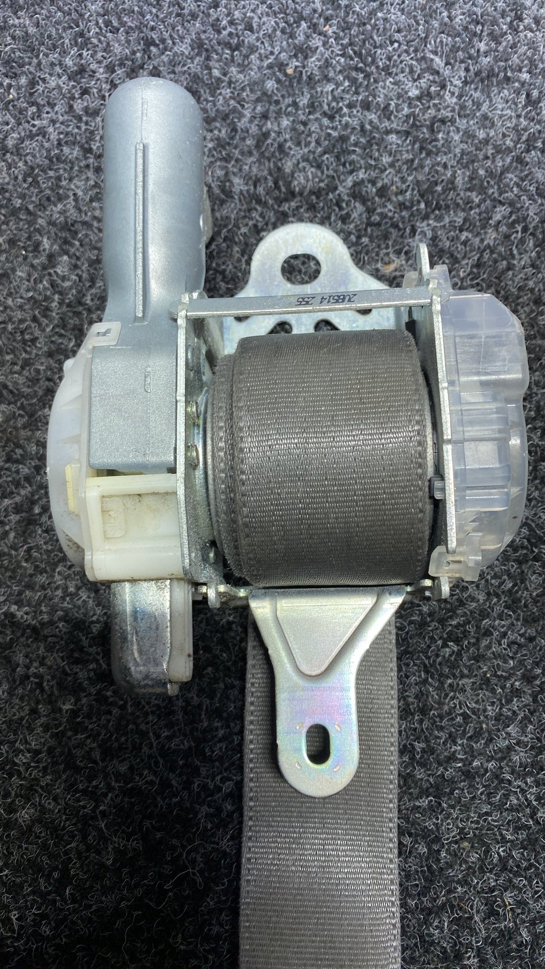 2008 Used Toyota Prius  Left Front Seat Belt, see pics ,