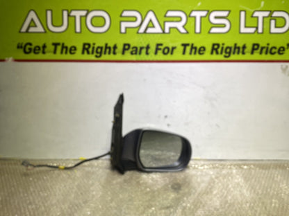 2004 Mazda MPV- Right Door Mirror PN: 5 wires