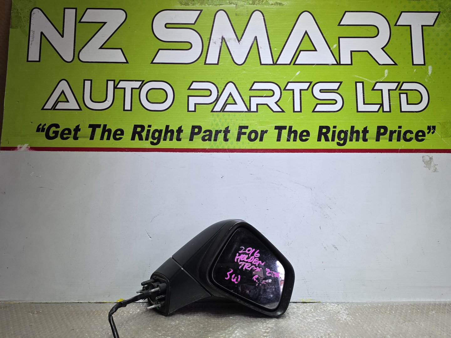 2016 Holden Trax- Right Door Mirror PN: 3 wires