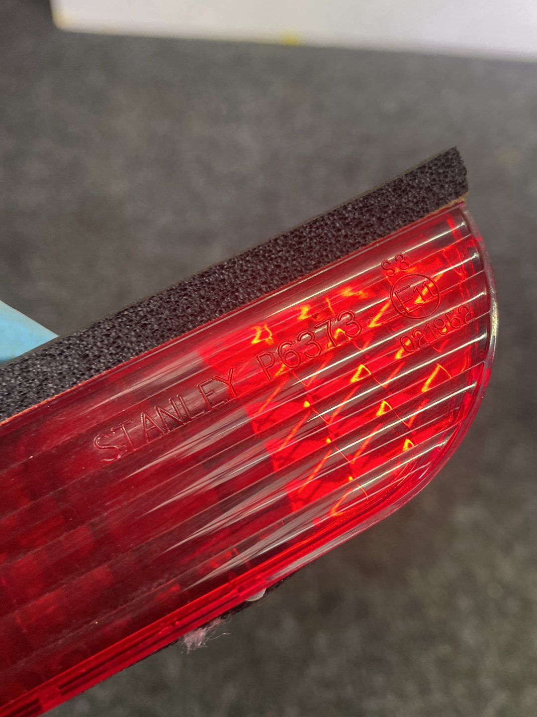 2010 Mazda Axela - High Level Stoplight