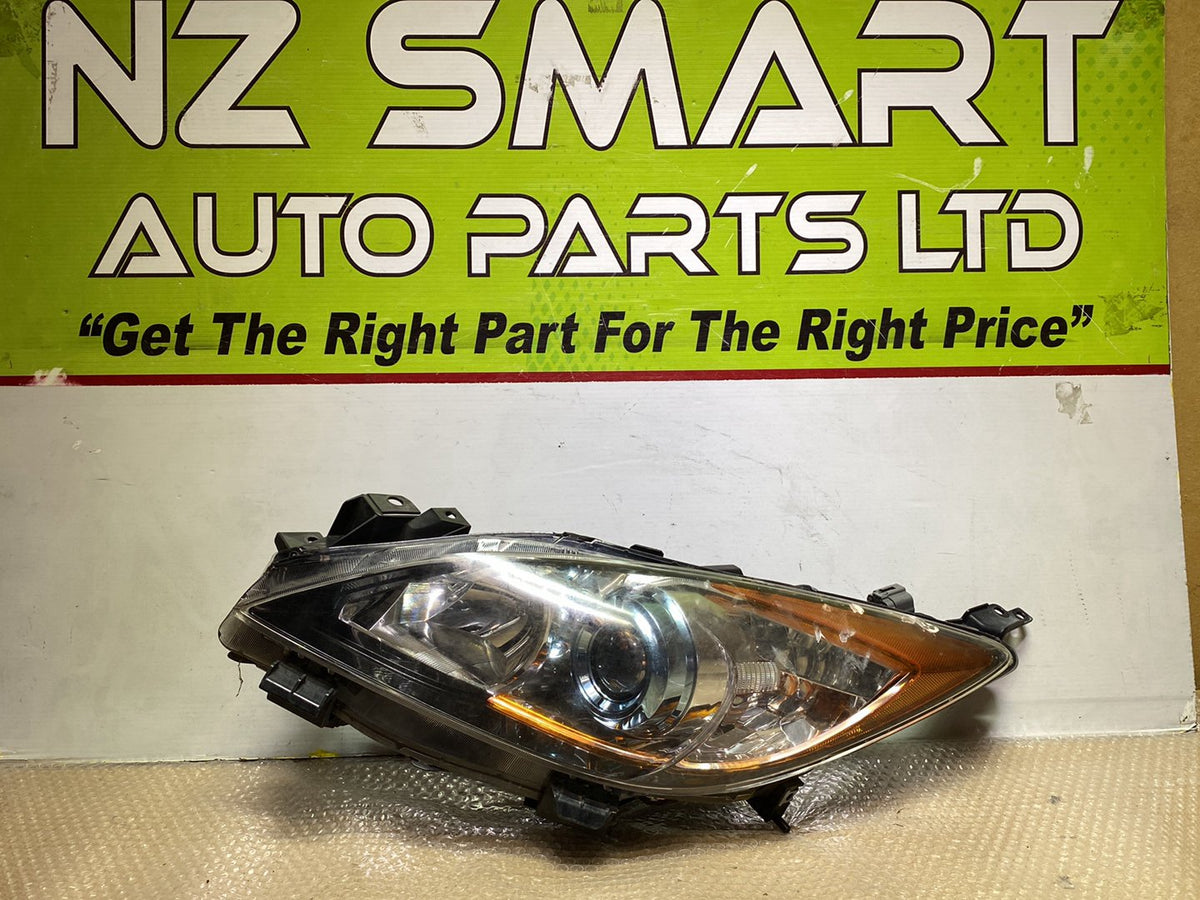 2009 Mazda Axela - Left Headlight Auto Adjust/ Non Hid/ Koito 100-41343