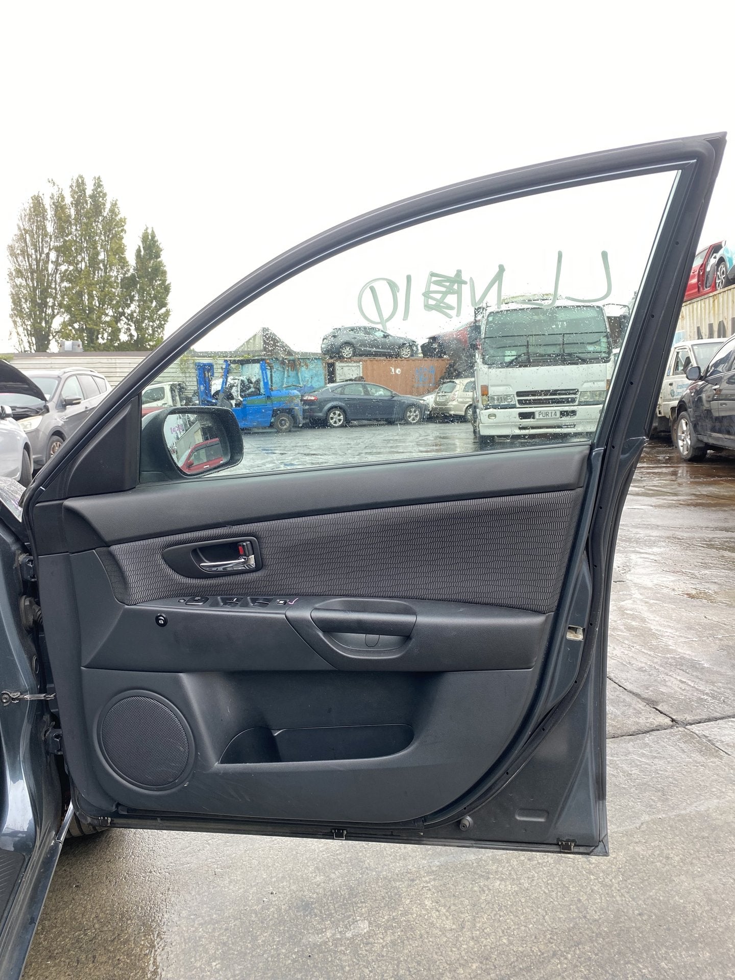 2009 Mazda Axela BK5P Dismantling For Parts
