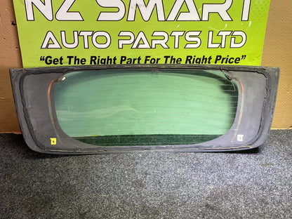 2007 Toyota Ractis - Rear Tailgate Glass
