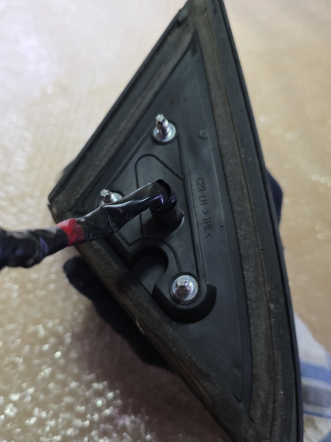 2007 Nissan Bluebird - Left Door Mirror PN: 13 wires